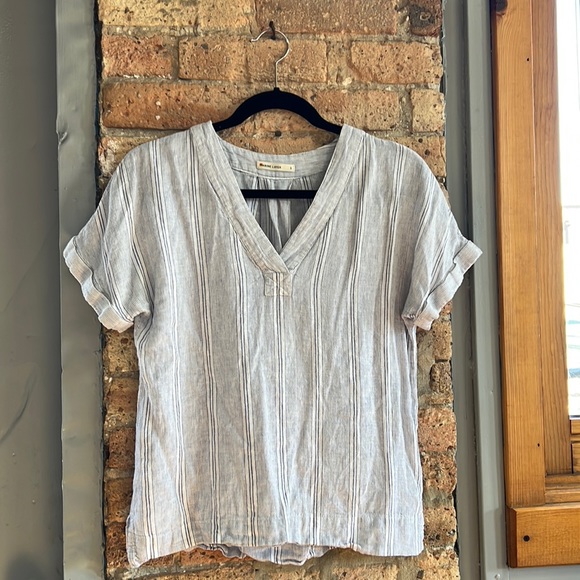 Linen blend Marine Layer V neck Bali striped breezy tunic top with blue stripe - Picture 2 of 4